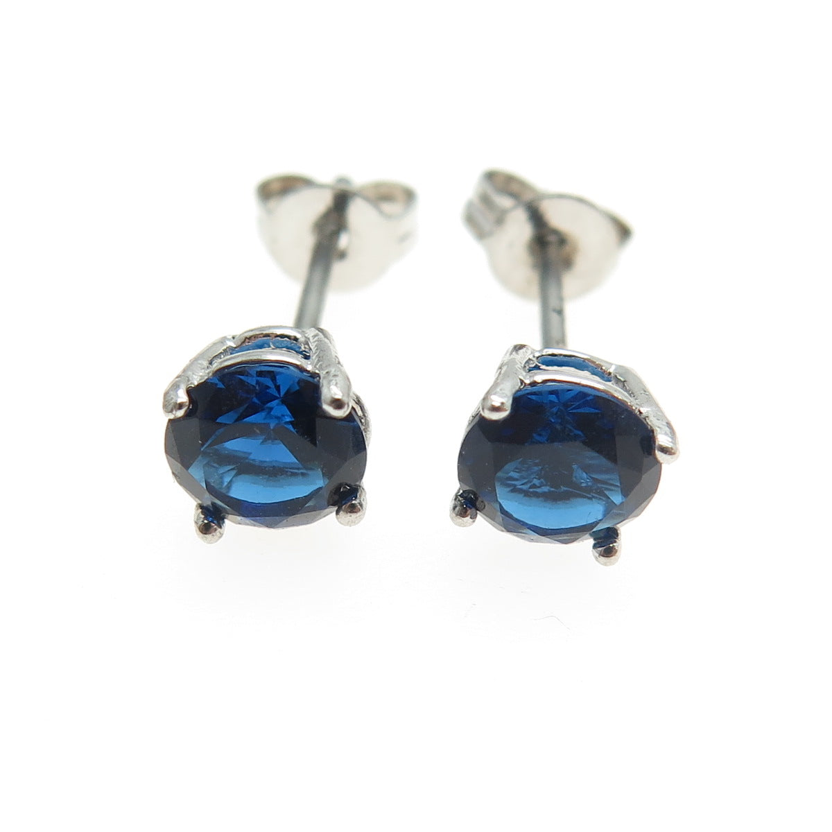 925 Sterling Silver Round-Cut Blue C Z Stud Earrings