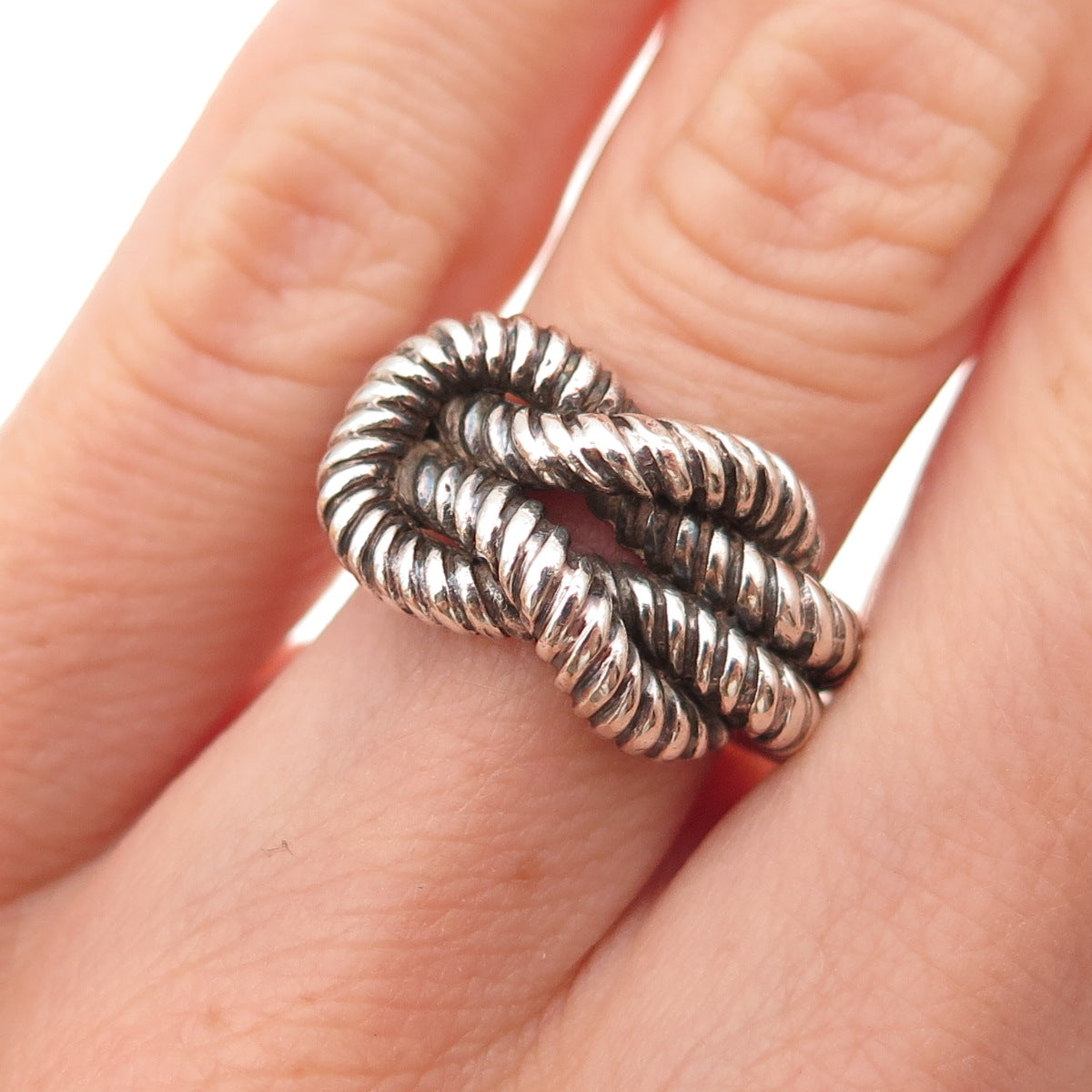 925 Sterling Silver Vintage Love Knot Oxidized Ring Size 5