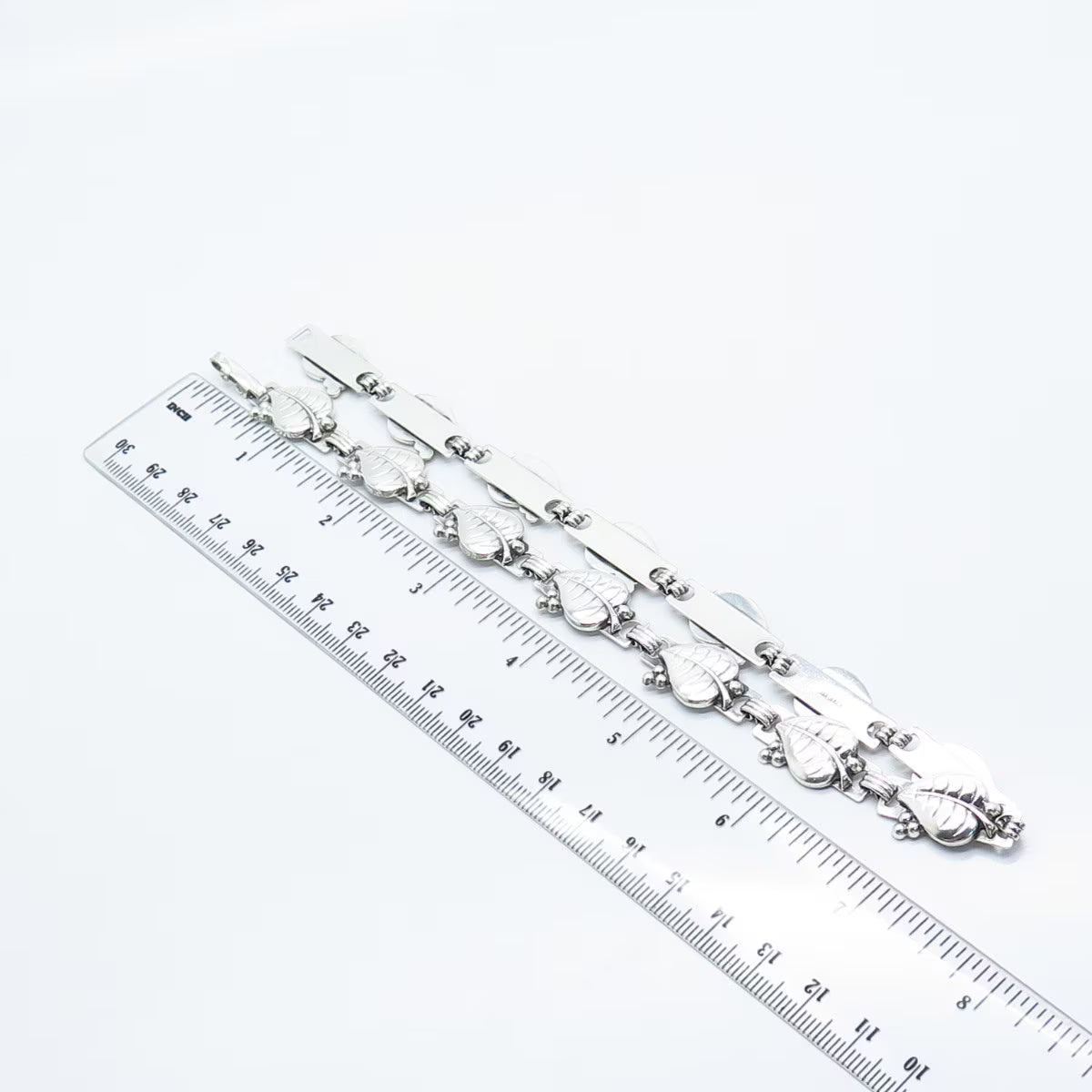 925 Sterling Silver Vintage Leaf Panel Link Chain Necklace 15"