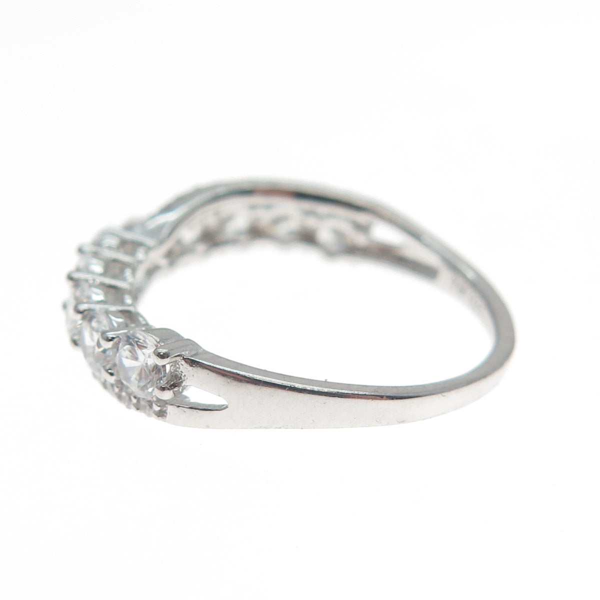 925 Sterling Silver Round-Cut C Z Crisscross Wavy Ring Size 7.25