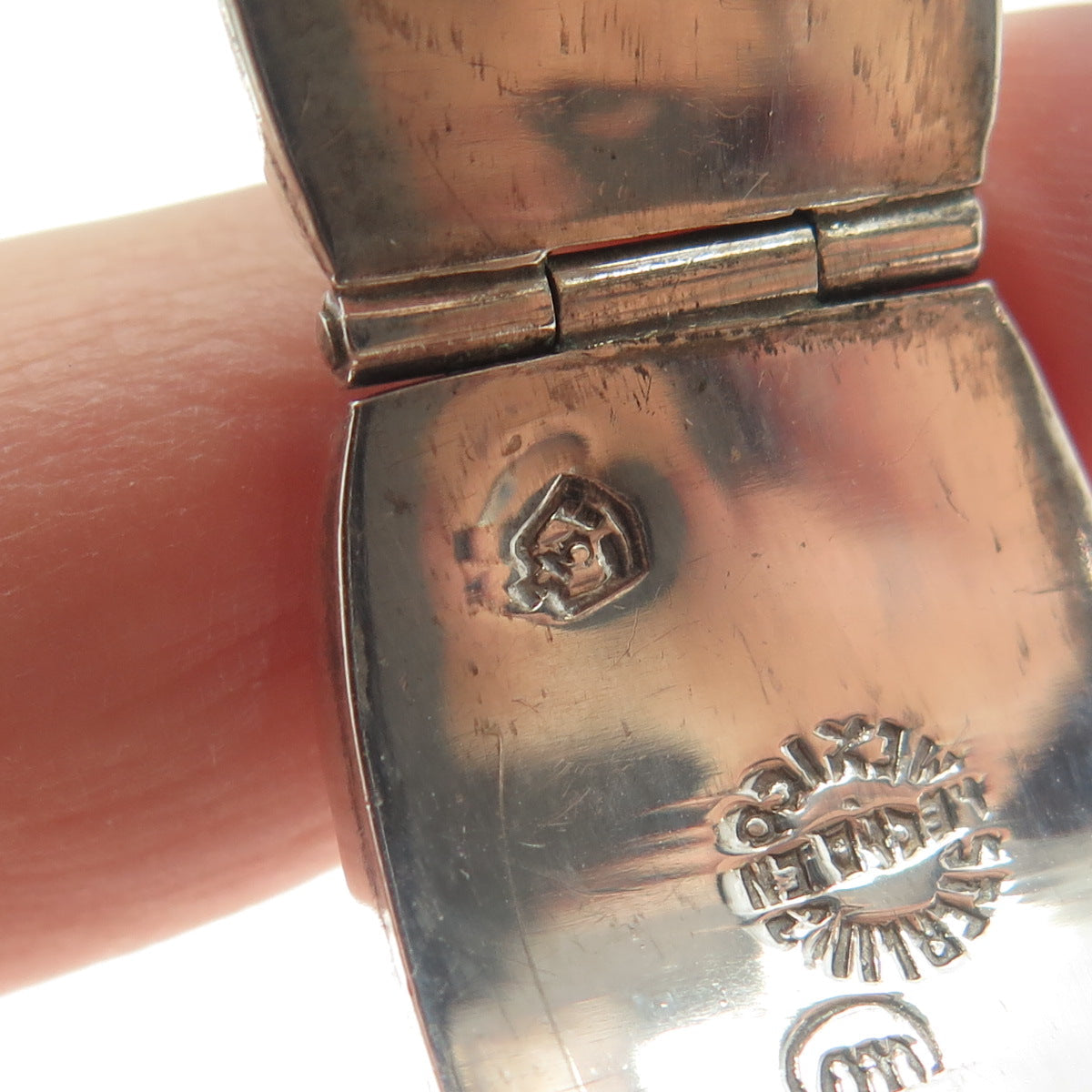 MIGUEL MELENDEZ Sterling Silver Vintage Mexico Azurite Tribal Animal Bracelet 7"