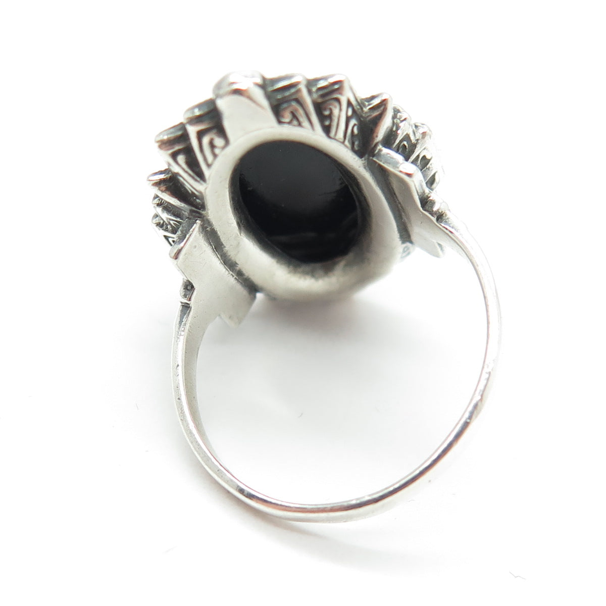 UNCAS 925 Sterling Silver Antique Black Onyx & Marcasite Gem Ring Size 7.5