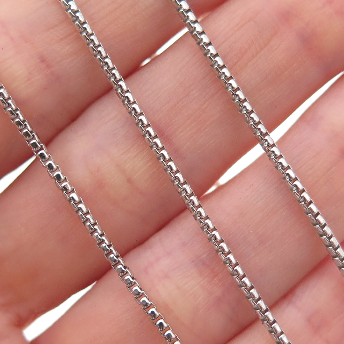 925 Sterling Silver Italy Round Box Chain Necklace 18"