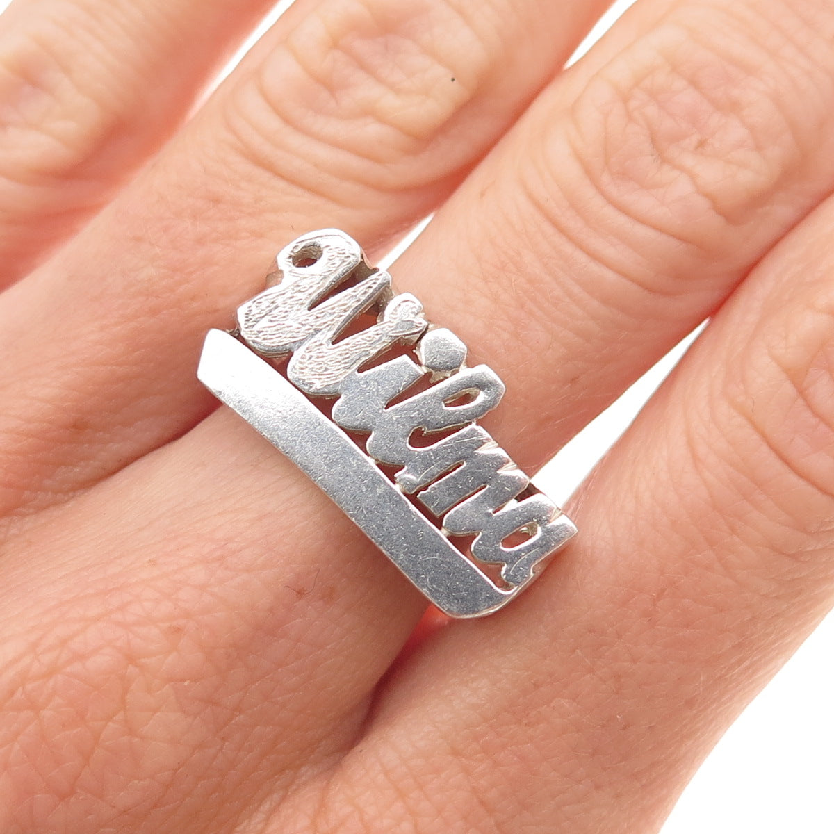 925 Sterling Silver Vintage Wilma Name Ring Size 8.5