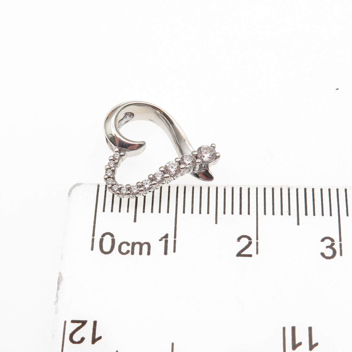 Sai 925 Sterling Silver Round-Cut Graduated C Z Heart Mini Slide Charm Pendant