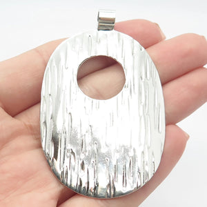 925 Sterling Silver Vintage Textured Cutout Oval Pendant