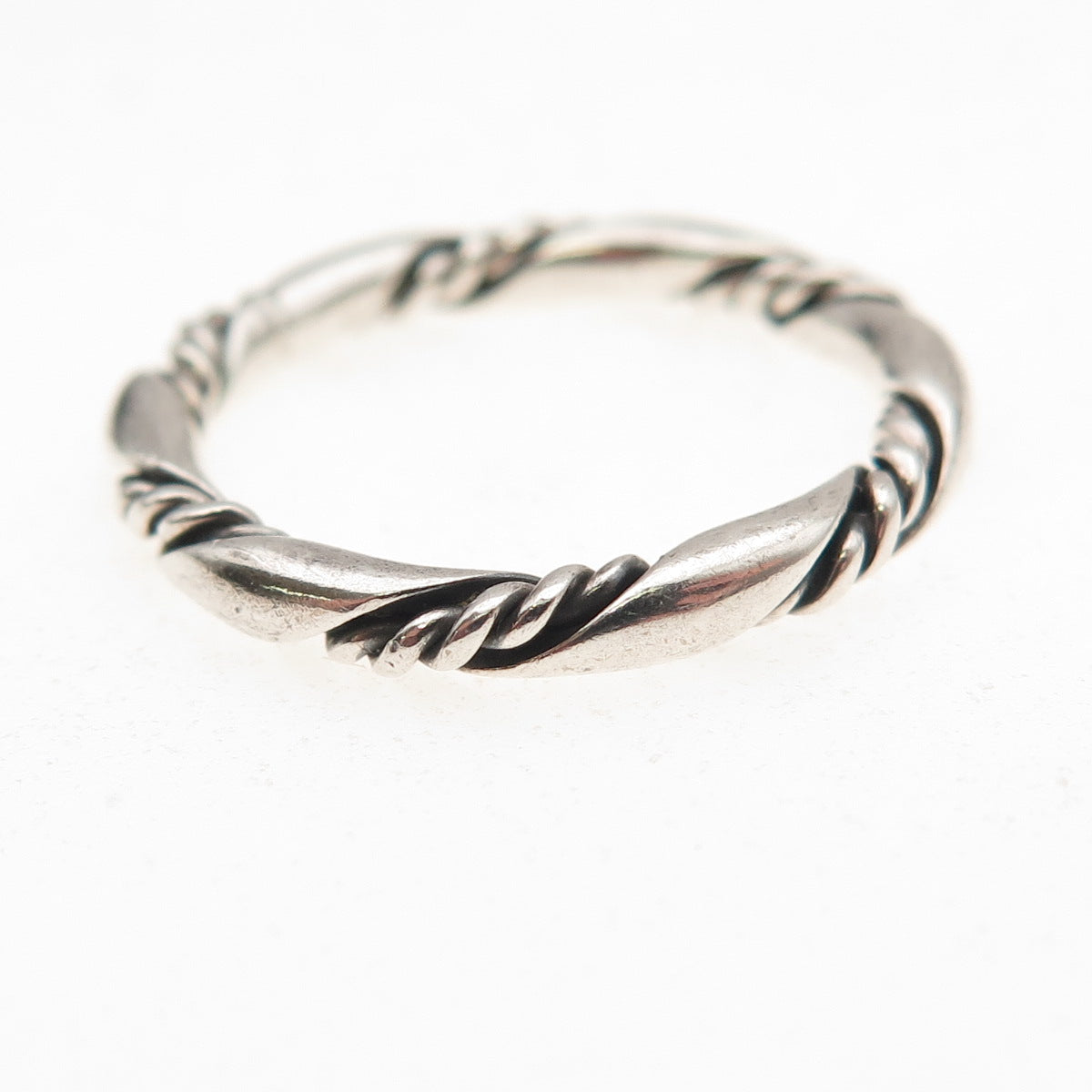 925 Sterling Silver Vintage Twisted Oxidized Band Ring Size 7.25