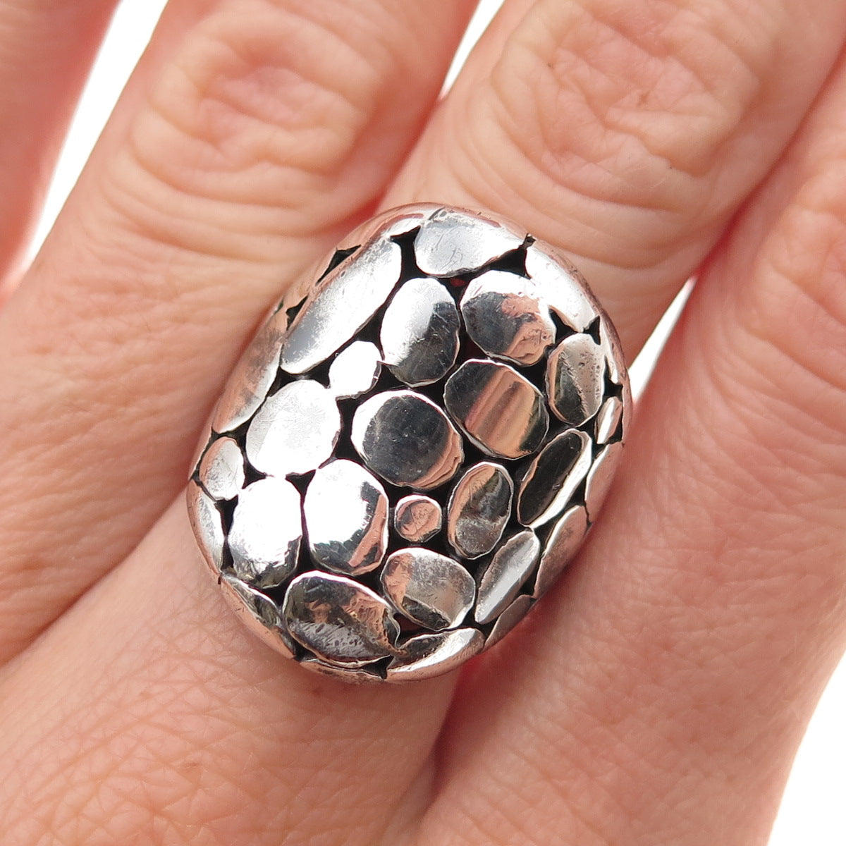 925 Sterling Silver Vintage Modernist Kali Dotted Oxidized Ring Size 7