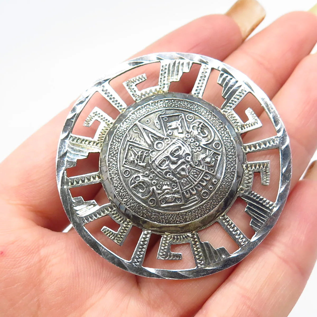 925 Sterling Silver Vintage Mexico Aztec Calendar Pin Brooch / Pendant
