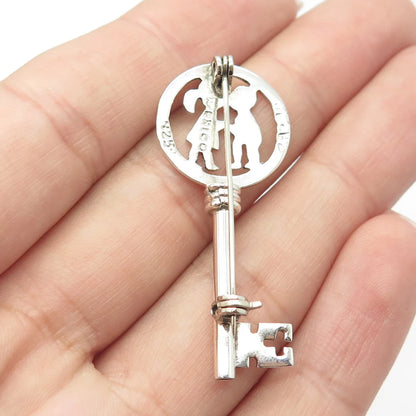 925 Sterling Silver Vintage Mexico Boy & Girl Kiss Key Pin Brooch