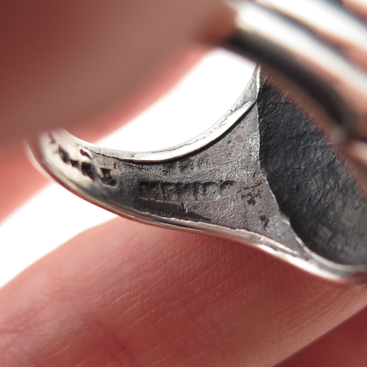 925 Sterling Silver Vintage Mexico Modernist Ribbed Oxidized Dome Ring Size 7.5