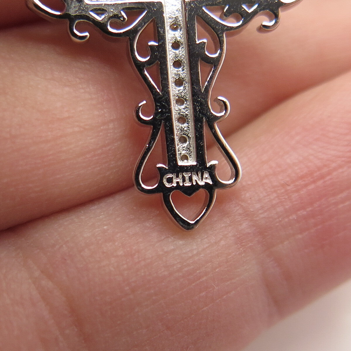 HAN 925 Sterling Silver Real Round-Cut White Diamond Cross Pendant