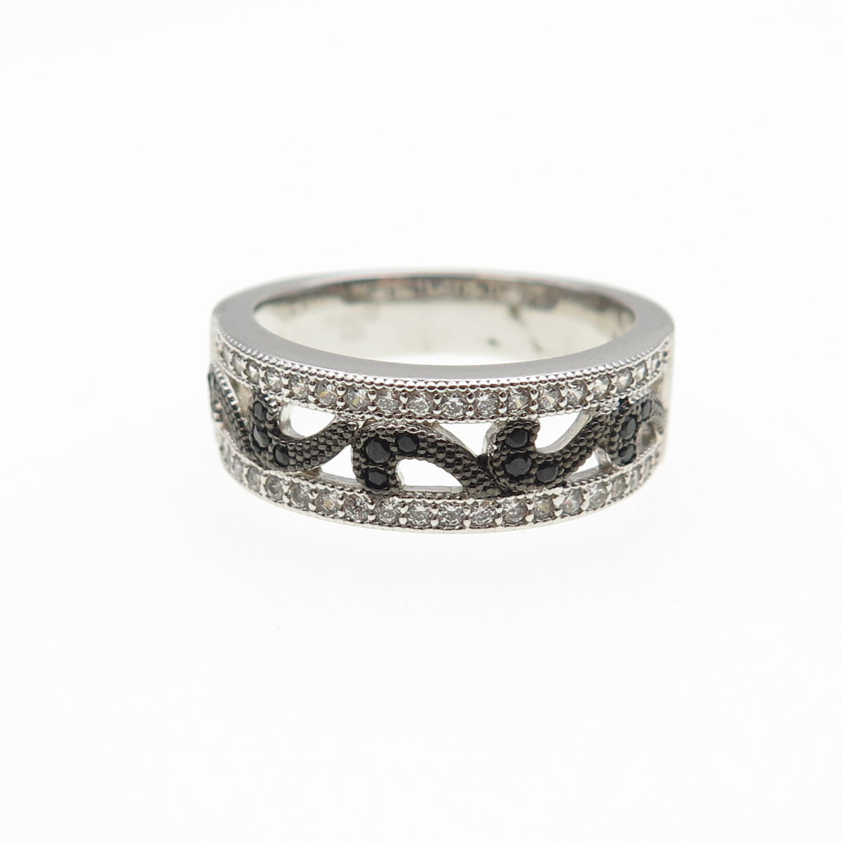 FOREVER 925 Sterling Silver Round-Cut Black & White C Z Ring Size 6.5