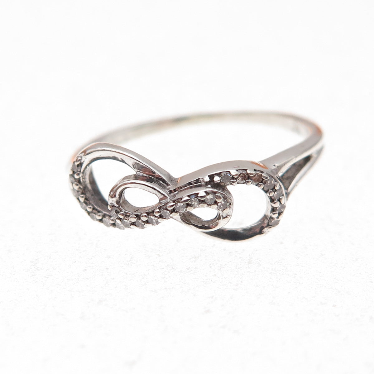 925 Sterling Silver Real Round-Cut Diamond Infinity Ring Size 7.75