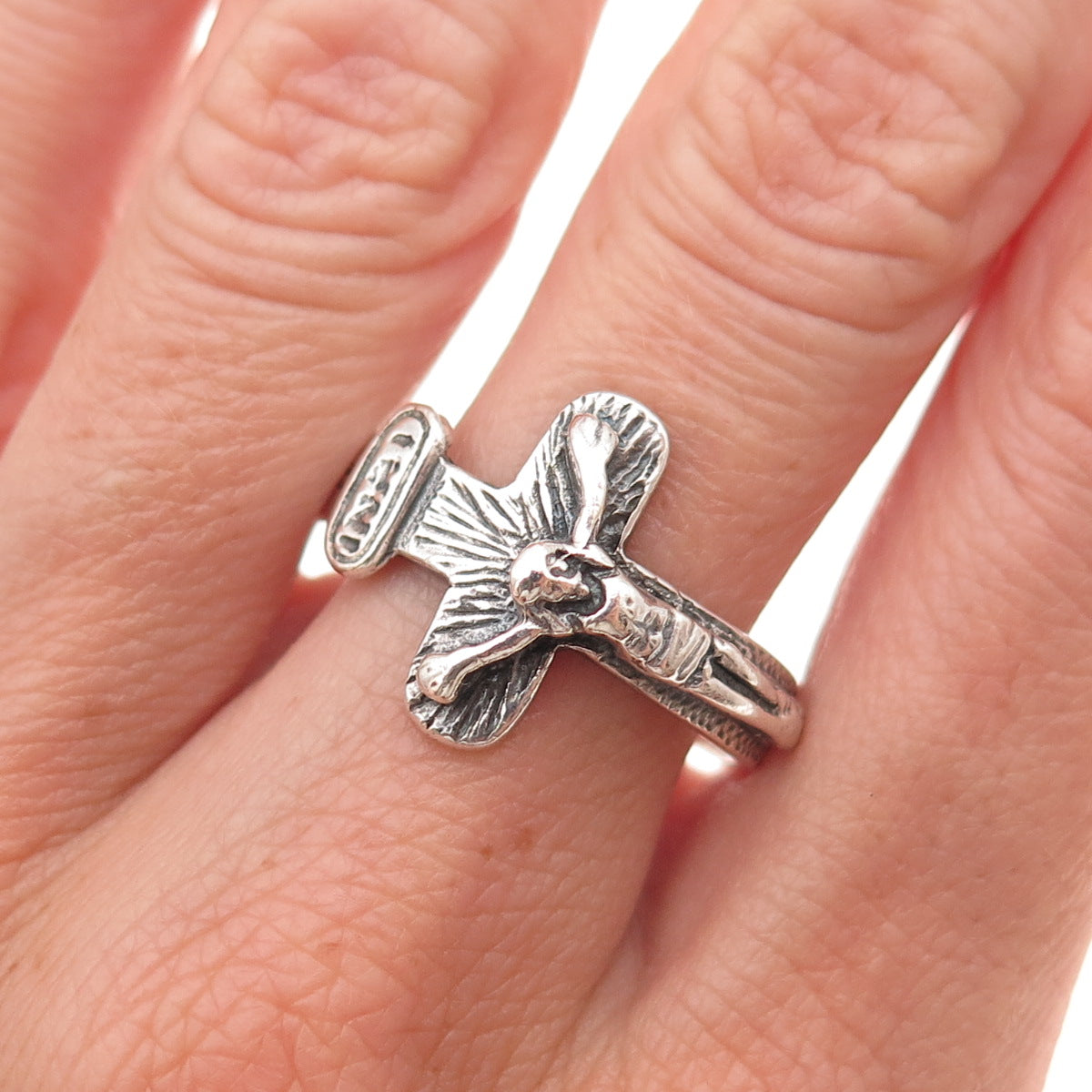 925 Sterling Silver Vintage Crucifix Cross Oxidized Ring Size 10.75