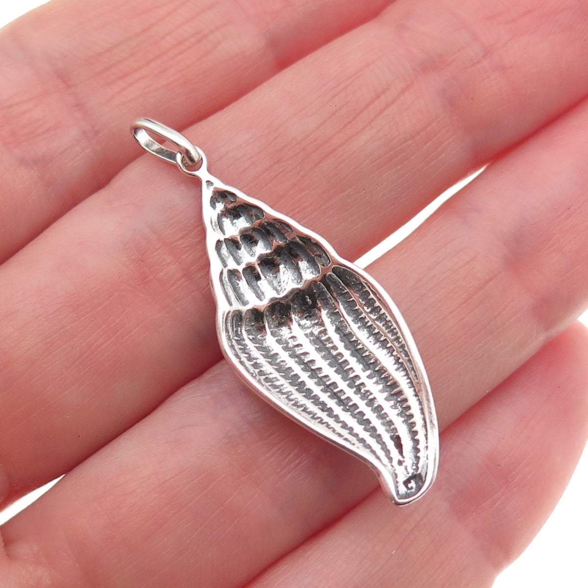 925 Sterling Silver Vintage Seashell Oxidized Charm Pendant