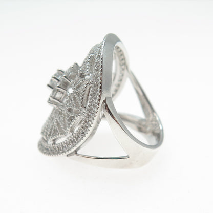 925 Sterling Silver Round-Cut C Z Sun / Flower Ring Size 5.5