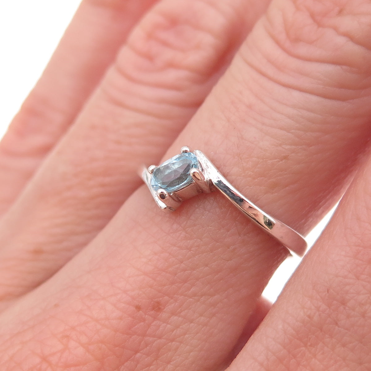 Nevada 925 Sterling Silver Vintage Real Blue Topaz Bypass Ring Size 6.5