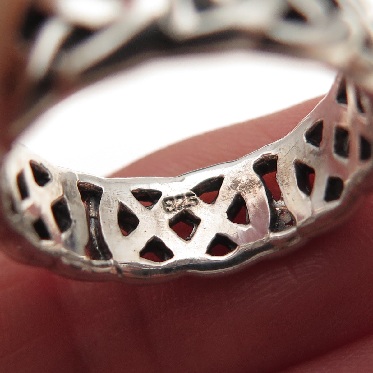 925 Sterling Silver Vintage Celtic Knot Oxidized Band Ring Size 5.5