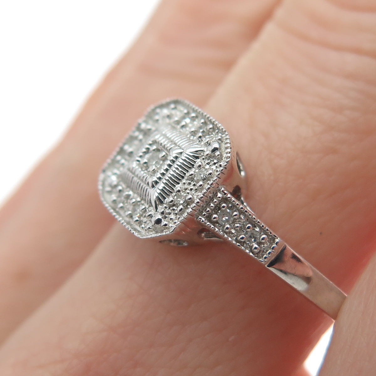 GDC Fine Jewelry 925 Sterling Silver Real Diamond Promise Ring Size 9.25