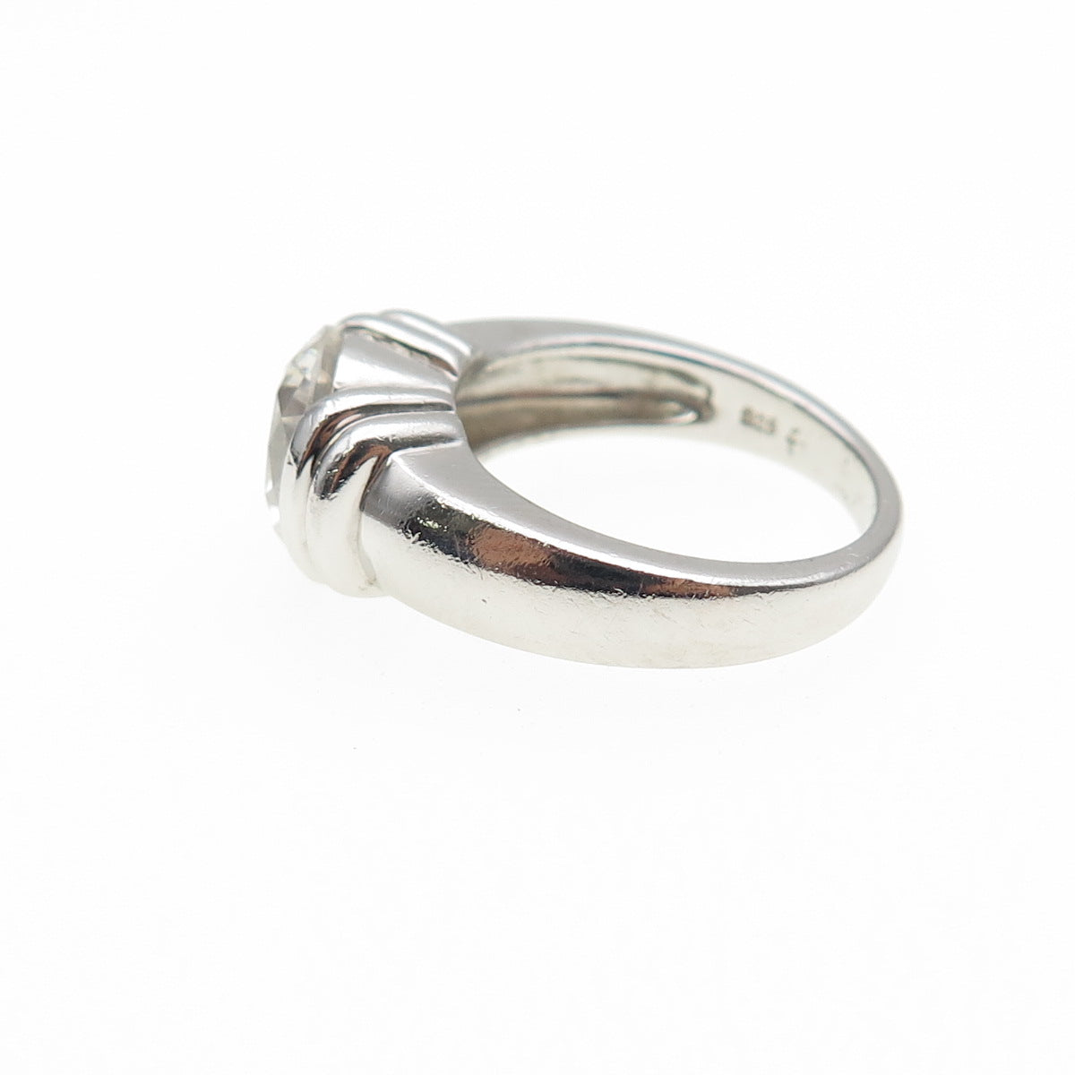 925 Sterling Silver Round-Cut C Z Engagement Ring Size 6