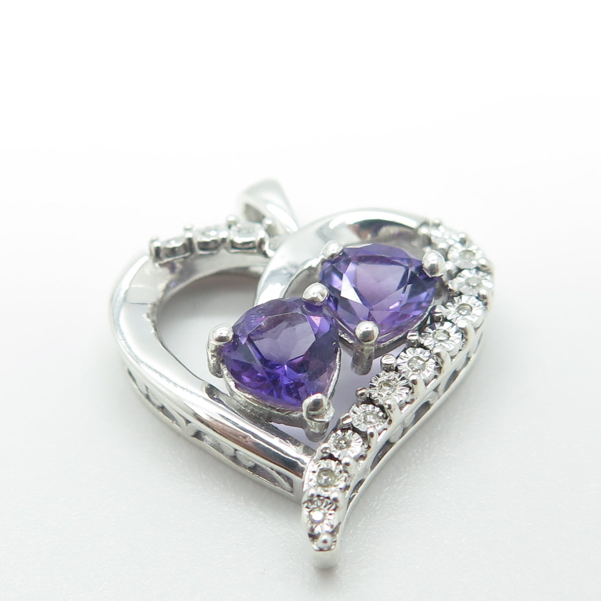 925 Sterling Silver Real Round-Cut White Diamond & Amethyst Heart Pendant