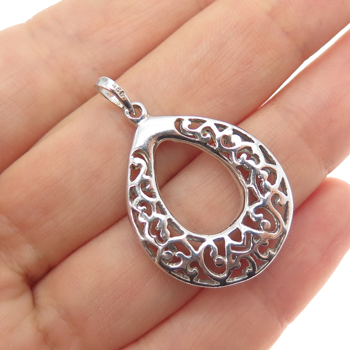 925 Sterling Silver Vintage Ornate Teardrop Charm Pendant