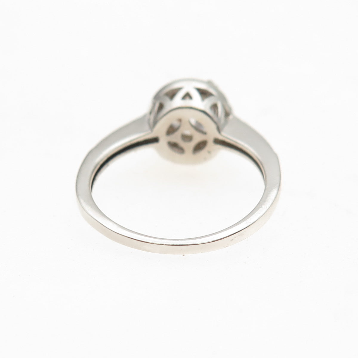 925 Sterling Silver Round-Cut C Z Engagement Ring Size 7