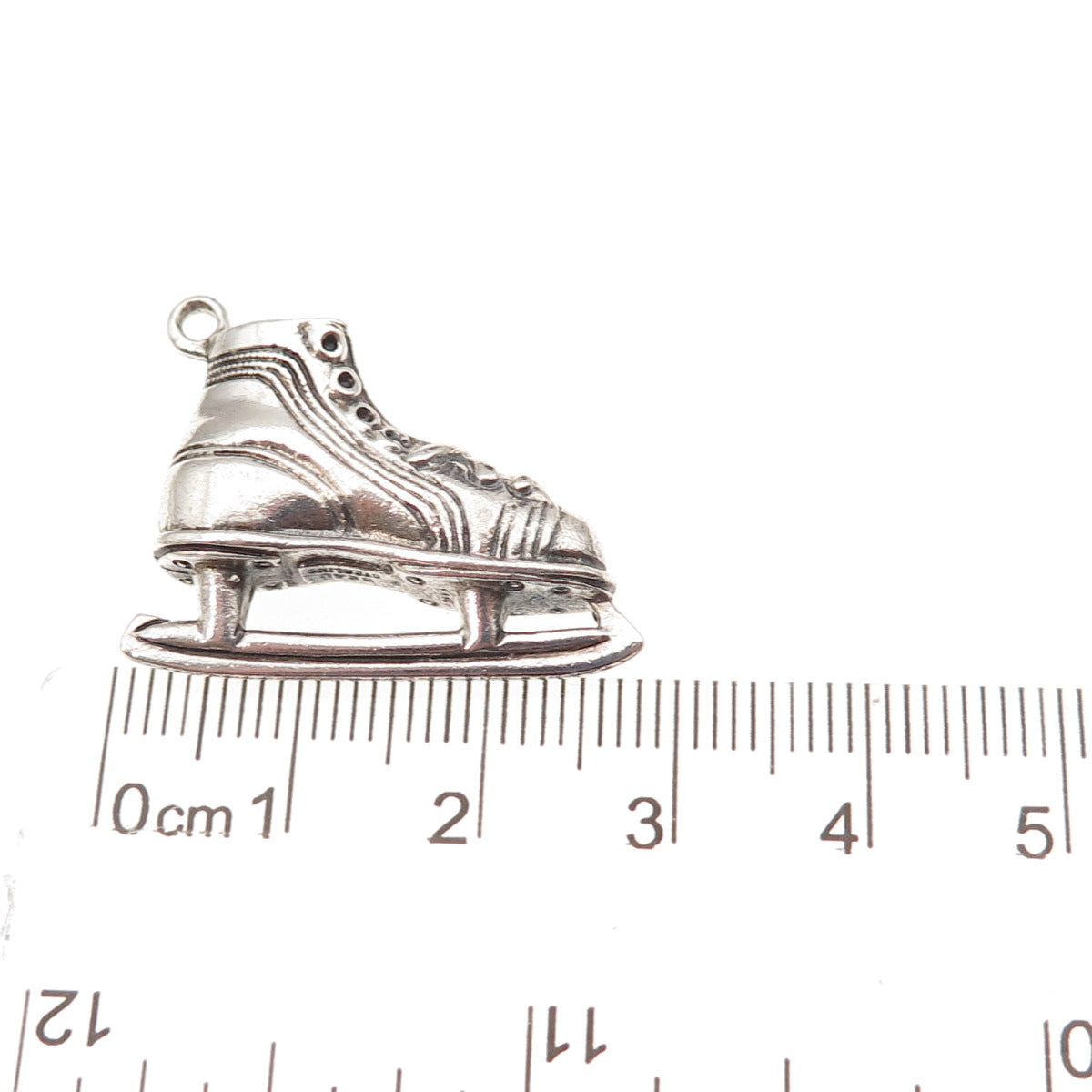 Beau 925 Sterling Silver Vintage Ice Skating Shoe Oxidized Charm Pendant