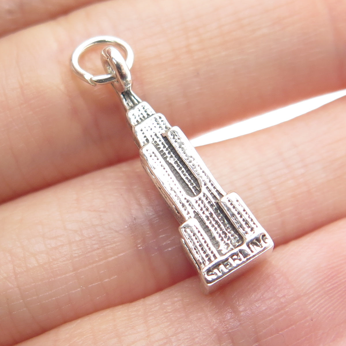 925 Sterling Silver Vintage Empire State Building 3D Pendant