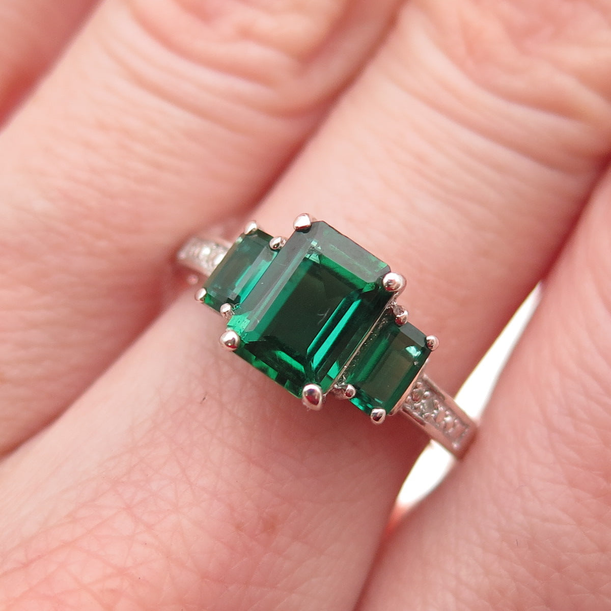 Sai 925 Sterling Silver Real Diamond & Chrome Diopside Ring Size 7