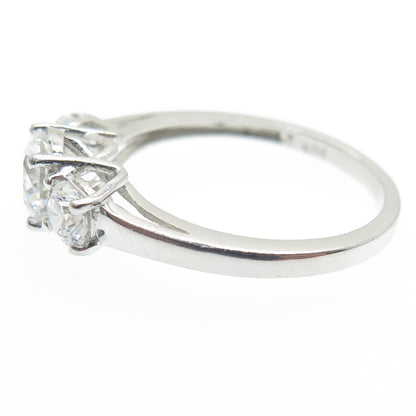 925 Sterling Silver Round-Cut Shaped C Z Engagement Ring Size 7.25