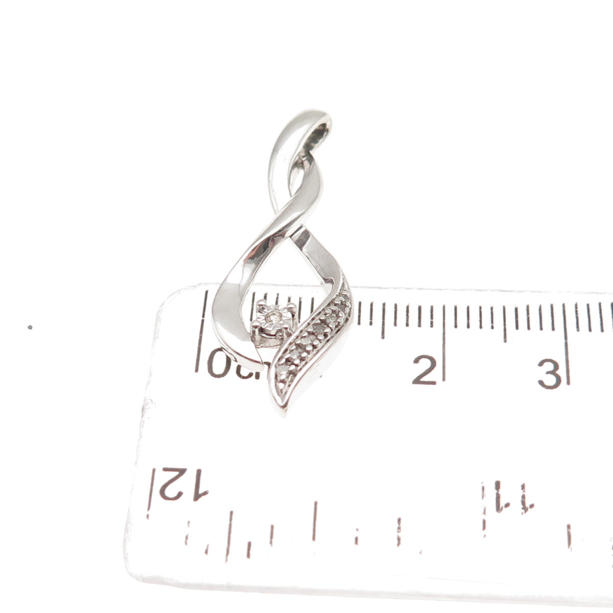 925 Sterling Silver Real Round-Cut Diamond Twisted Charm Pendant