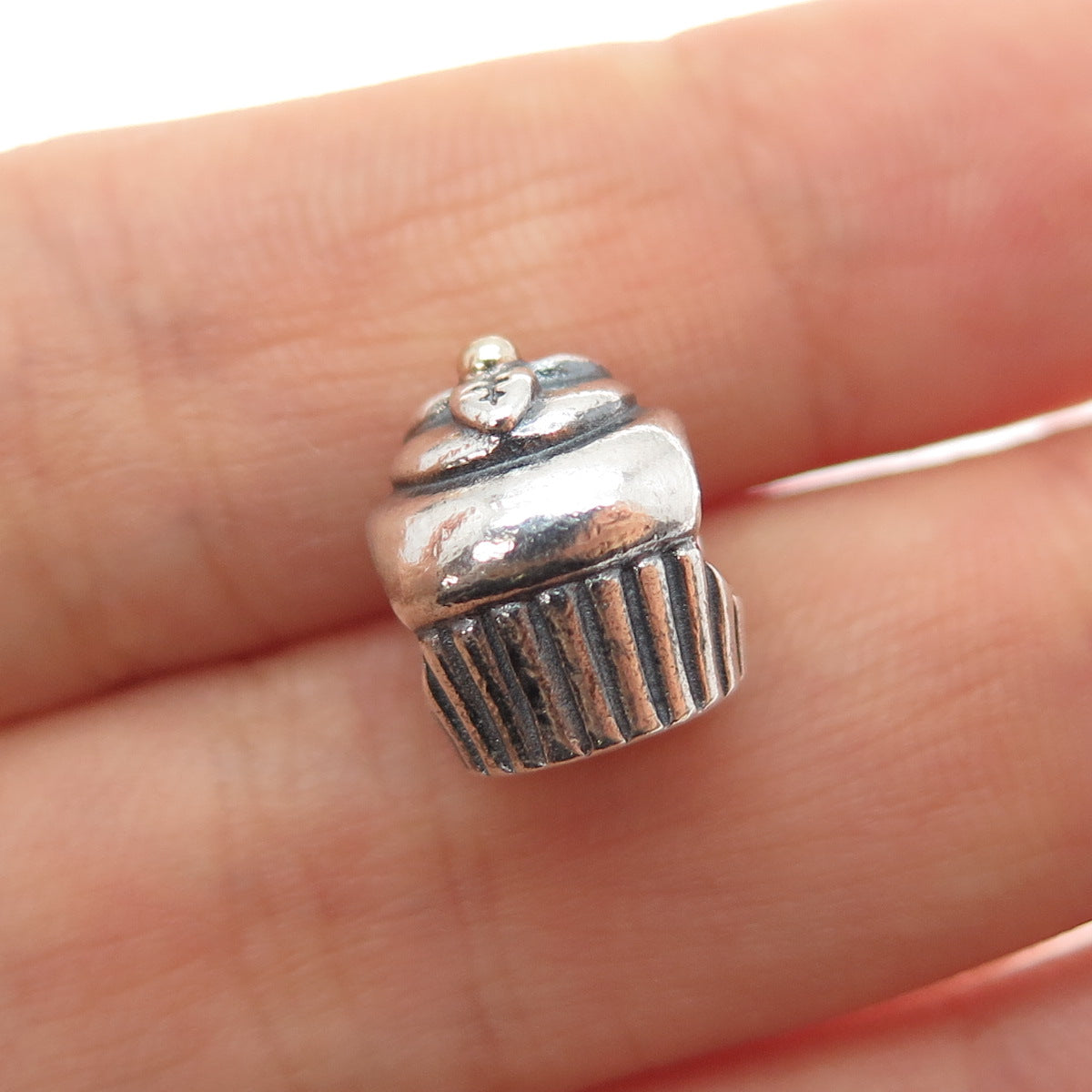 PANDORA 925 Sterling Silver & Gold Sweet Cupcake Slide Bead Charm