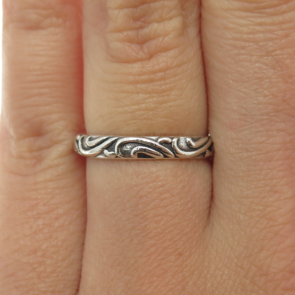 925 Sterling Silver Vintage Swirl Band Ring Size 6.75