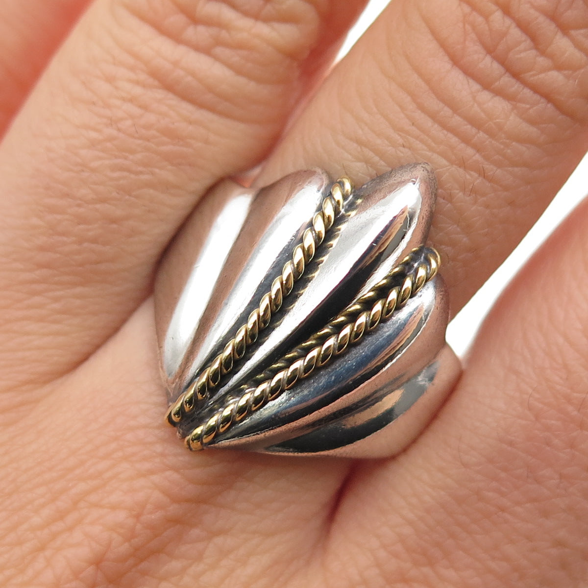 925 Sterling 2-Tone Vintage Mexico Modernist Seashell Oxidized Ring Size 10.25