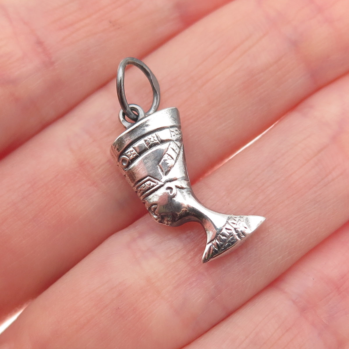 925 Sterling Silver Vintage Egyptian Nefertiti Oxidized Mini Charm Pendant