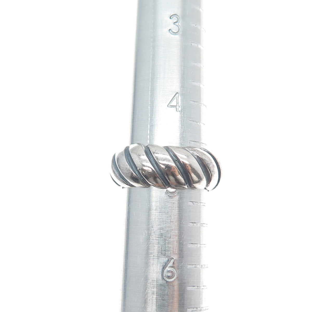 925 Sterling Silver Vintage Modernist Ribbed Oxidized Band Ring Size 5