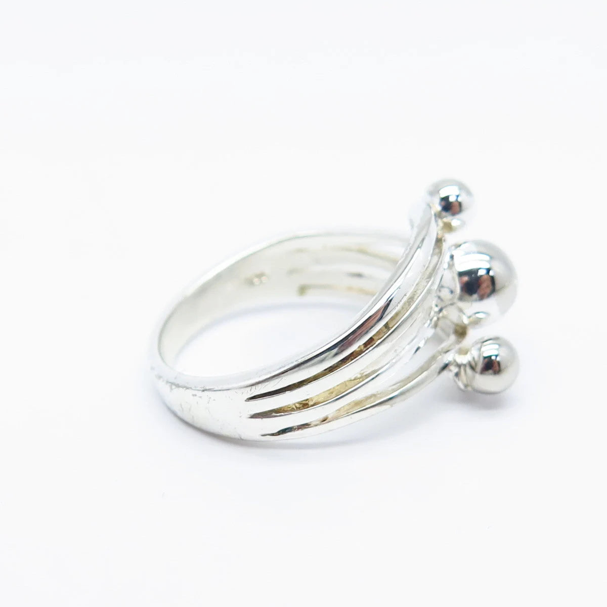 925 Sterling Silver Vintage Ball Wavy Ring Size 7.75