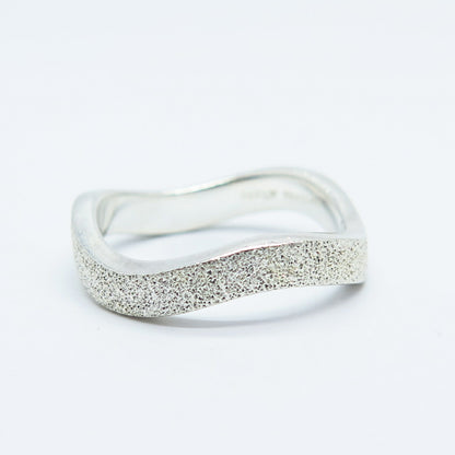925 Sterling Silver Textured Wavy Ring Size 7.25