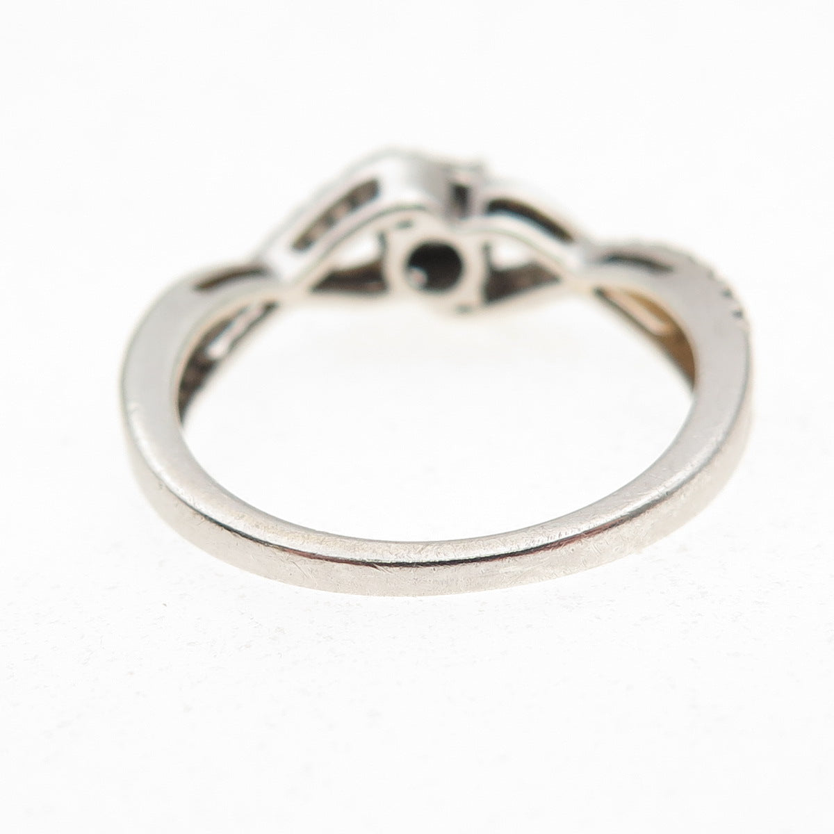 925 Sterling Silver Round-Cut C Z Engagement Ring Size 6.75