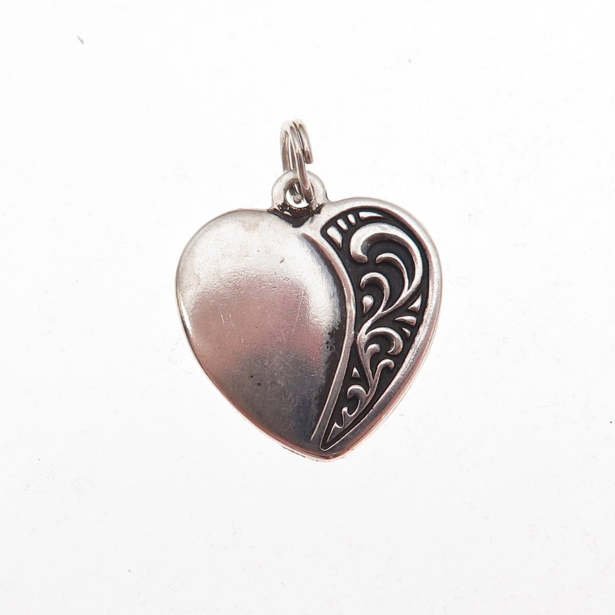 925 Sterling Silver Vintage Floral Scroll Heart Oxidized Charm Pendant