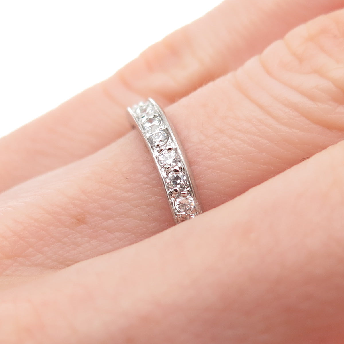 925 Sterling Silver Round-Cut C Z Wavy Band Ring Size 5