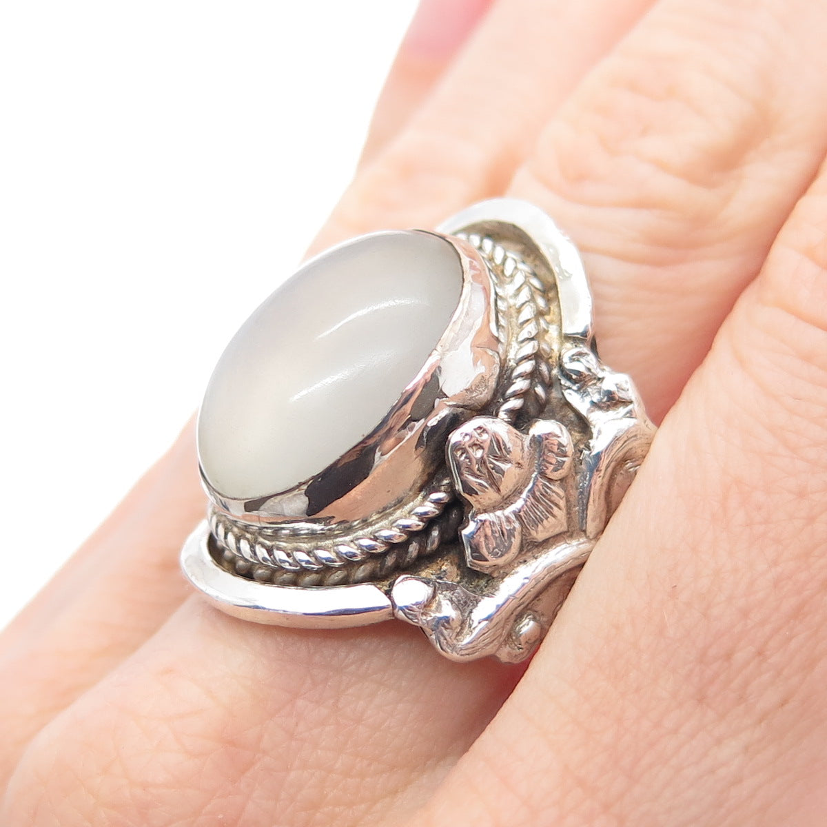 925 Sterling Silver Vintage Real Cabochon Moonstone Flower Ring Size 9.5