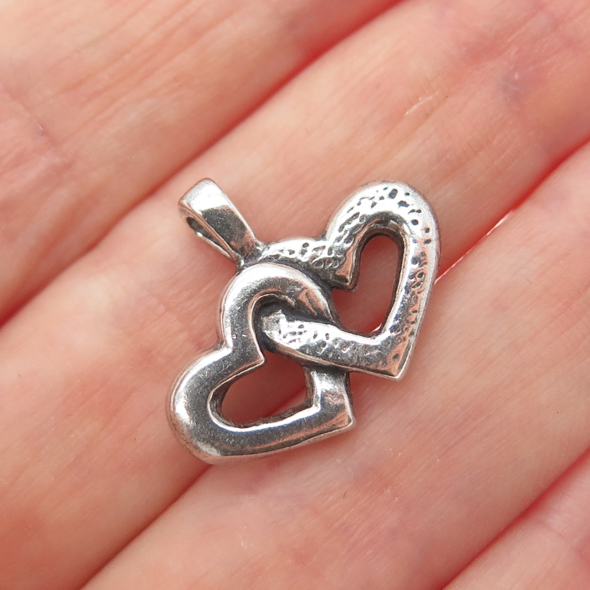 925 Sterling Silver Vintage Interlocked Couple Heart Oxidized Mini Charm Pendant