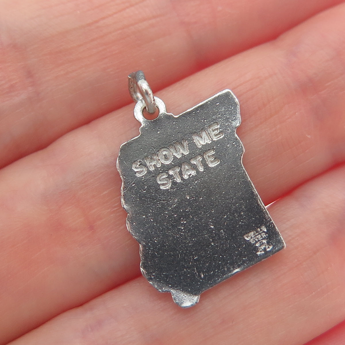 WELLS 925 Sterling Silver Vintage Enamel Missouri State Map Charm Pendant