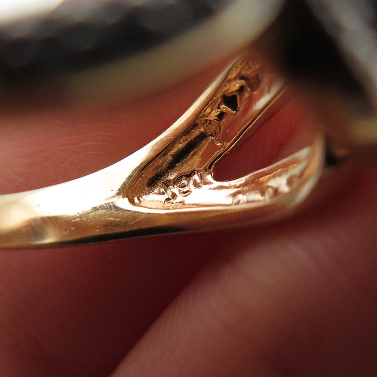 DEE BERKLEY 925 Sterling Silver Gold Plated Real White Topaz Ring Size 5