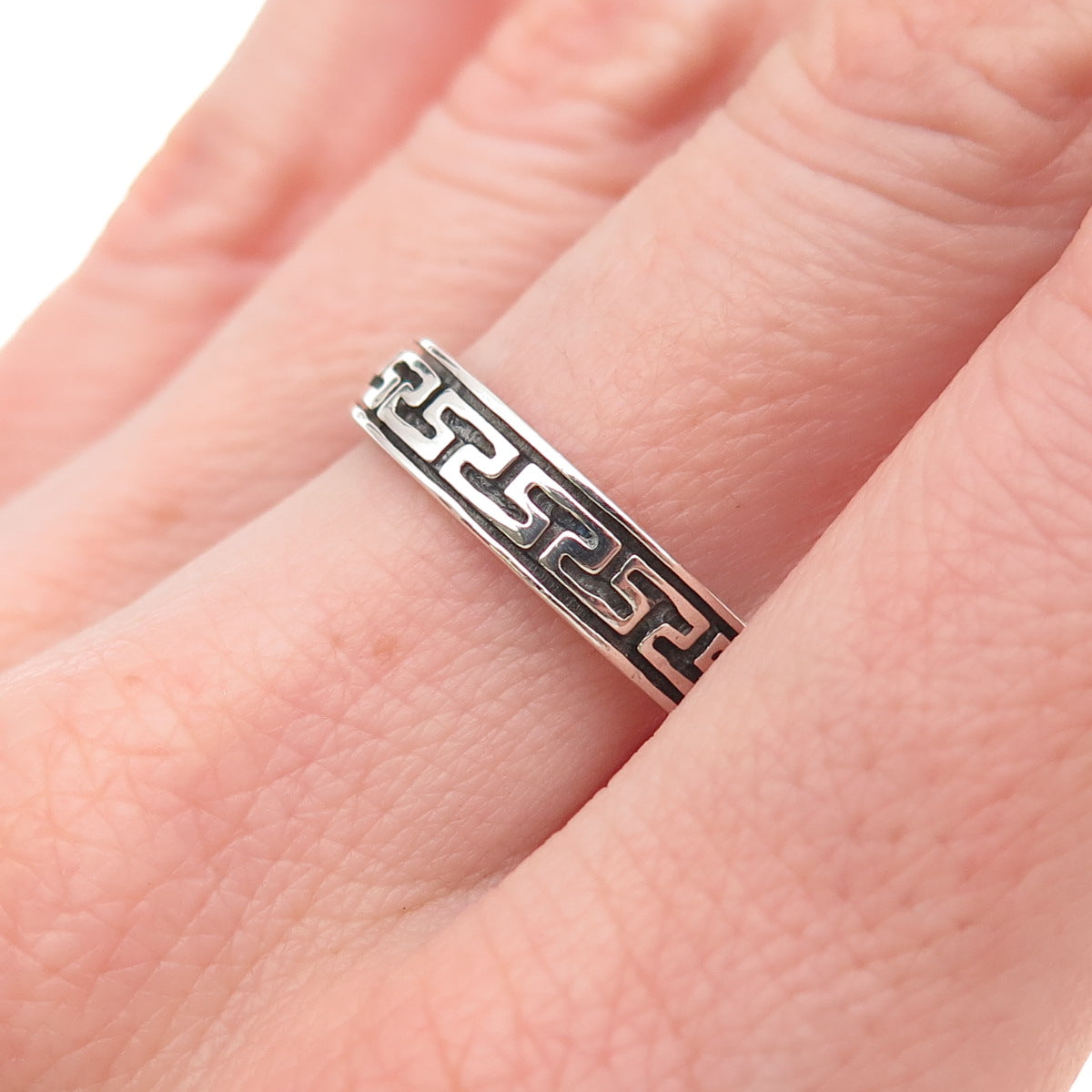 Wheeler Mfg 925 Sterling Silver Vintage Greek Maze Oxidized Band Ring Size 8