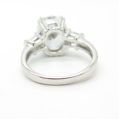 925 Sterling Silver Oval-Cut Shaped C Z Engagement Ring Size 5