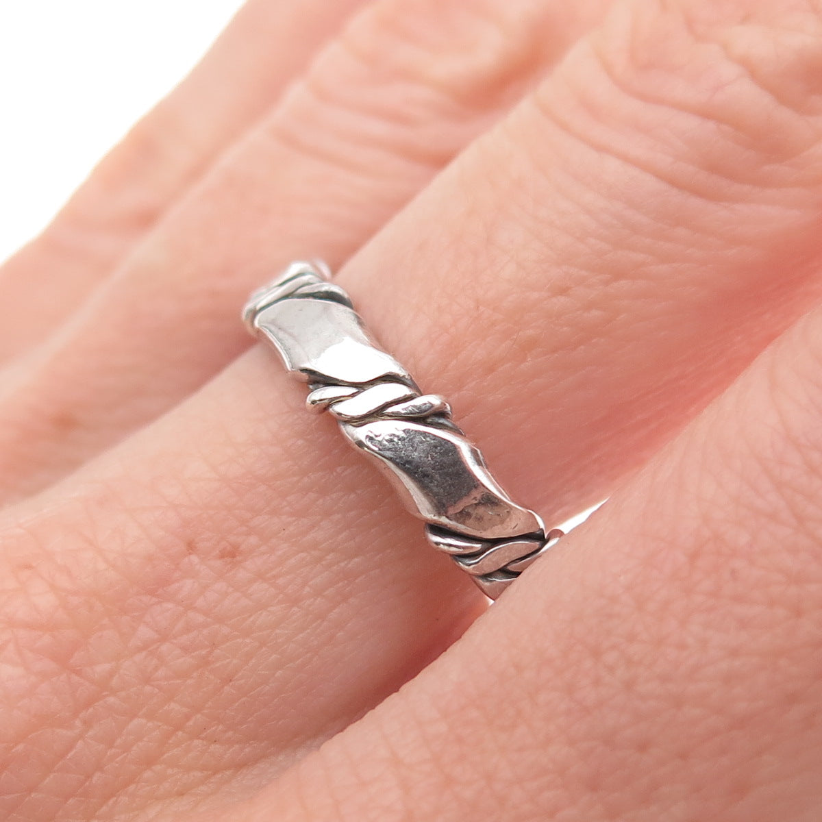 925 Sterling Silver Vintage Modernist Twisted Oxidized Band Ring Size 9.75